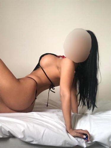 Just arrived fresh young sweet petite escort Adiiba Cascais