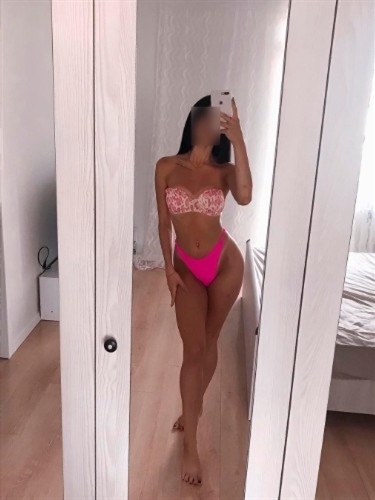 Pornchuma, 26, Izmir - Turkey, Incall escort