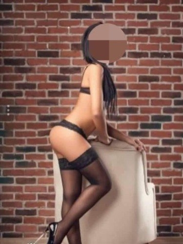 Escort Sangsta,Toulouse slim perfect tits toned body