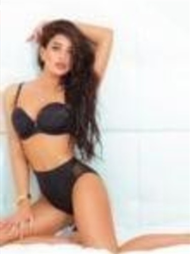 Experienced Albanian escort Sosil Nancy