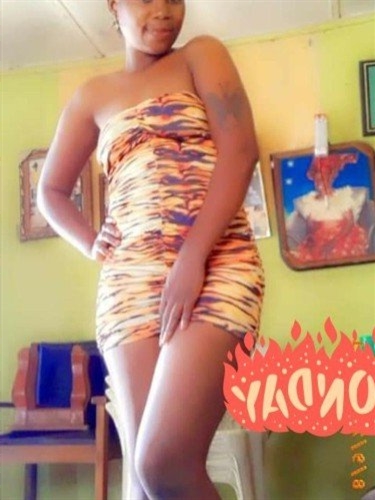 Escort Sudarshanie,Antigny available for serious gents only