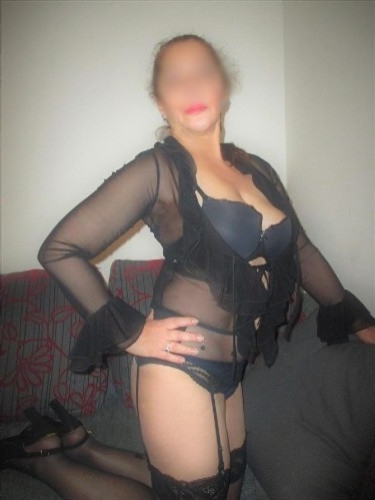 High class young escort Wahba Bad Gastein